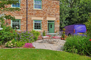 Dunston Grange, Dunston Lane Dunston